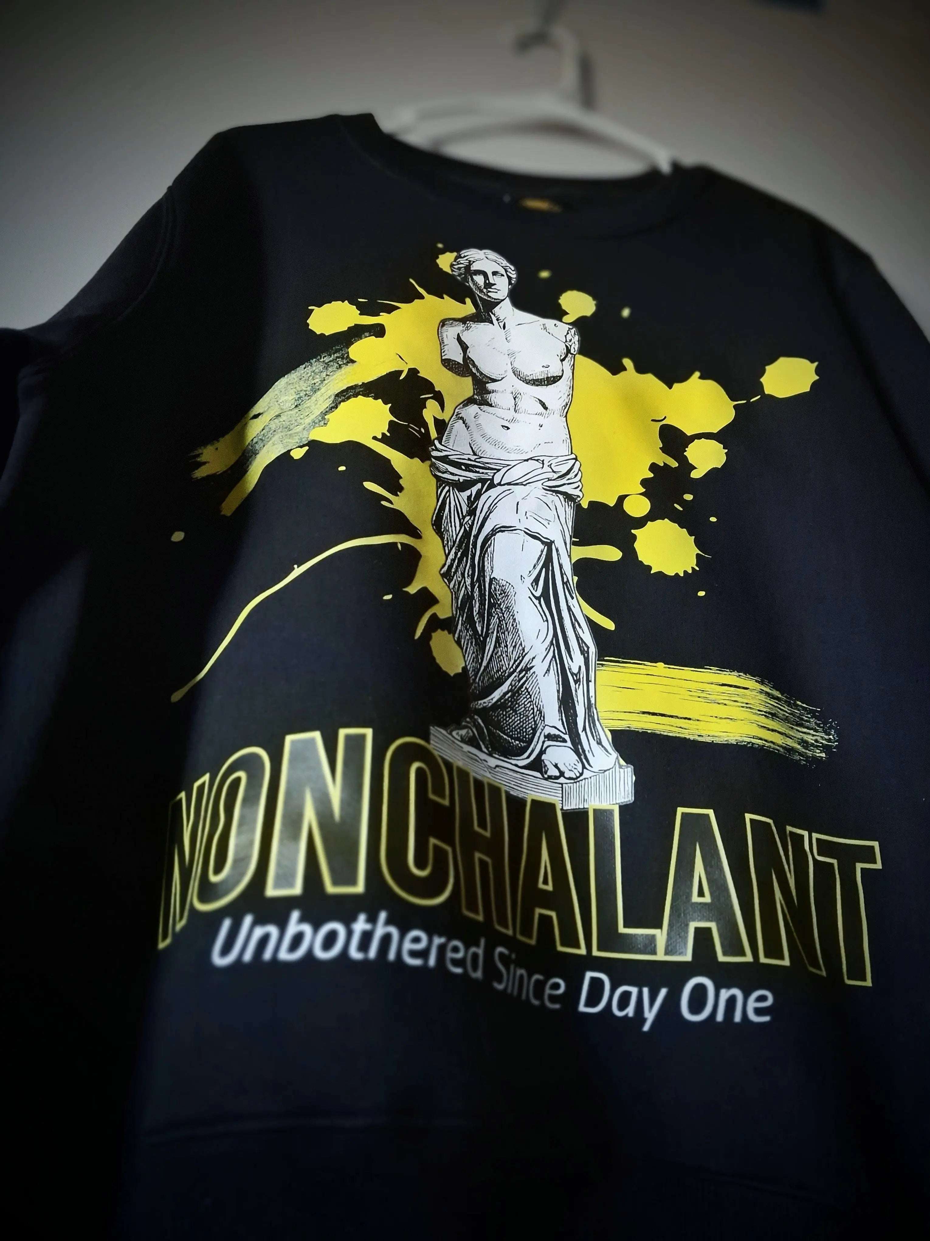 Venus De Milo Fleece Crew NONCHALANT Dark Clothing